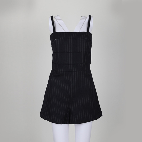Sleeveless Joint on Ghost Mannequin